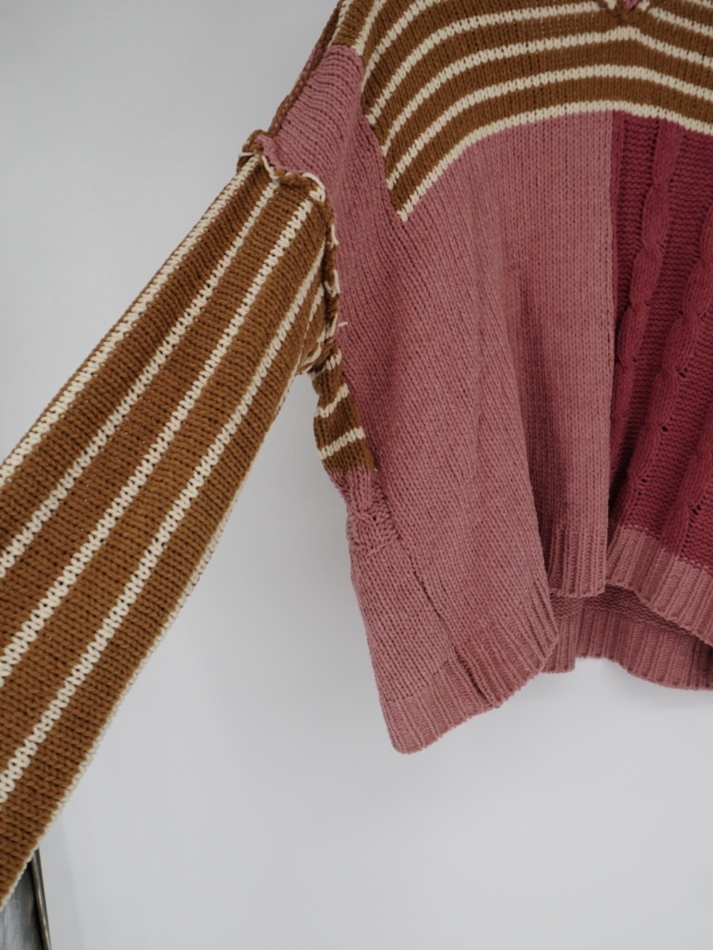 Pol Chenille Pink And Brown Floral Contrast Color Block Crochet OverSized M - Picture 11 of 14